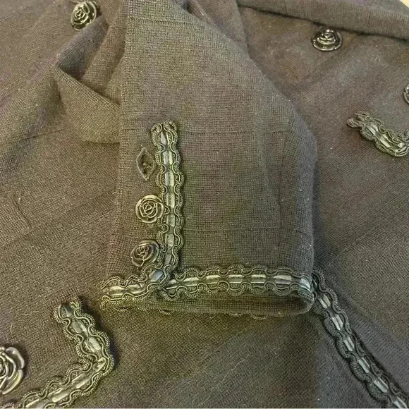Weill black 100% wool cardigan with Rose front Buttons & Pockets *read Descripti - Picture 7 of 13